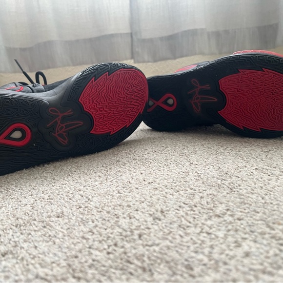 Nike Kyrie 8 Infinity Bred 2022 men’s basketball shoes - Picture 6 of 6